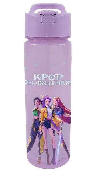 בקבוק שקוף עם לחצן קיי פופ 600 מ"ל